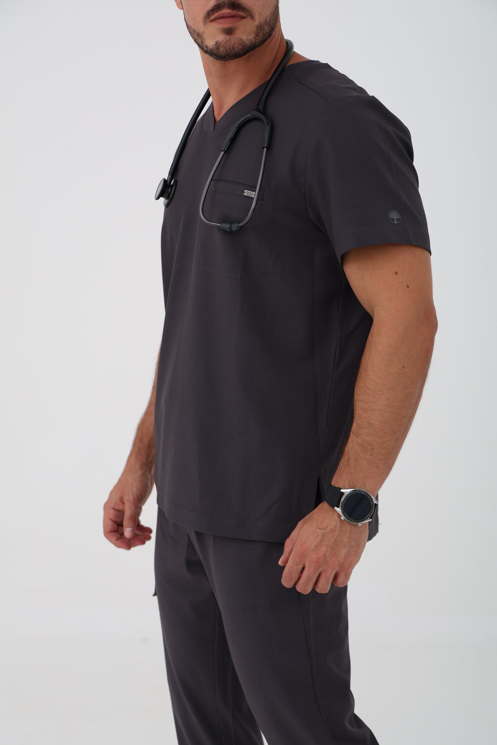 Ari V-Neck Scrub Top in Pewter – Men | Healing Hands