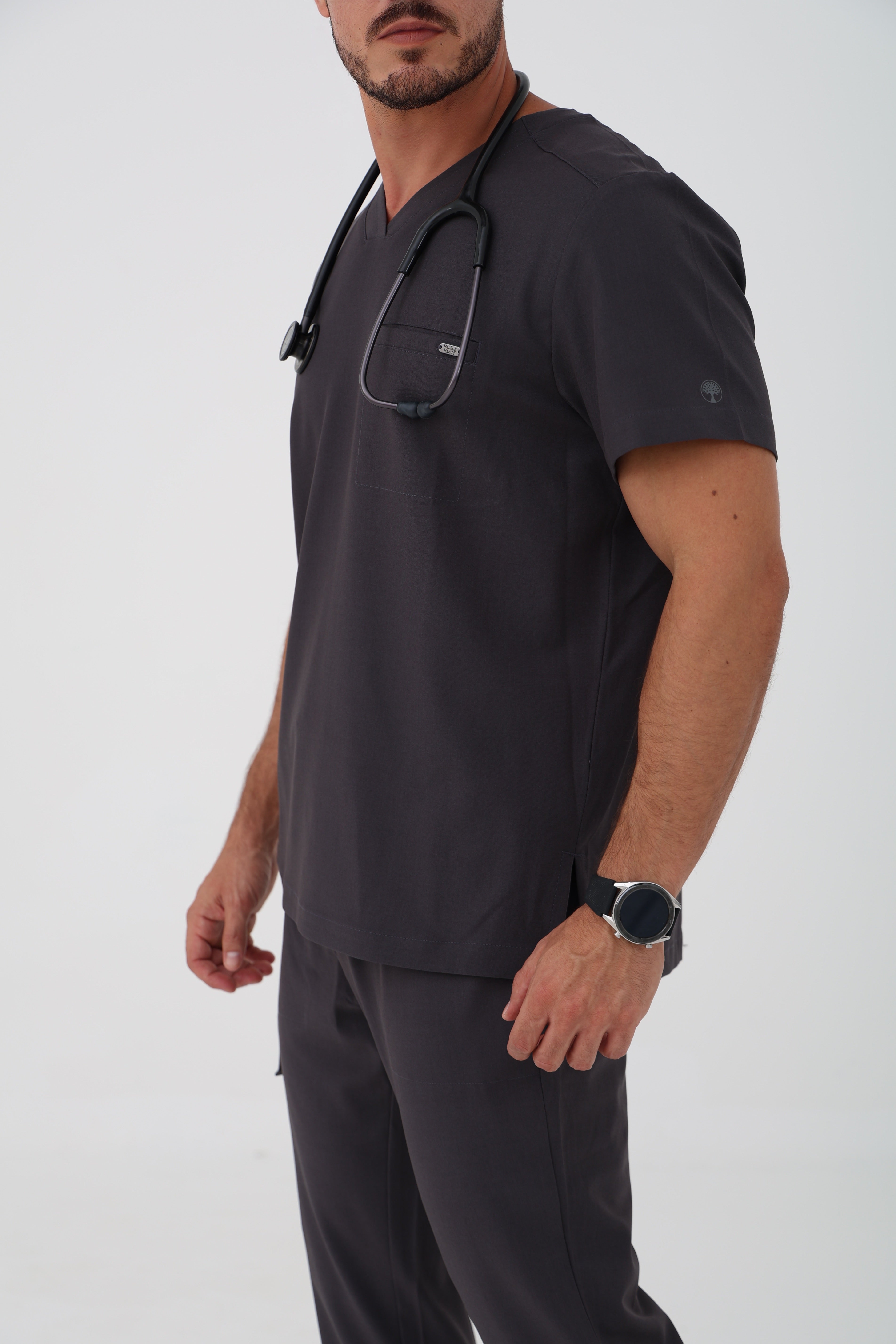 Ari V-Neck Scrub Top in Pewter – Men | Healing Hands