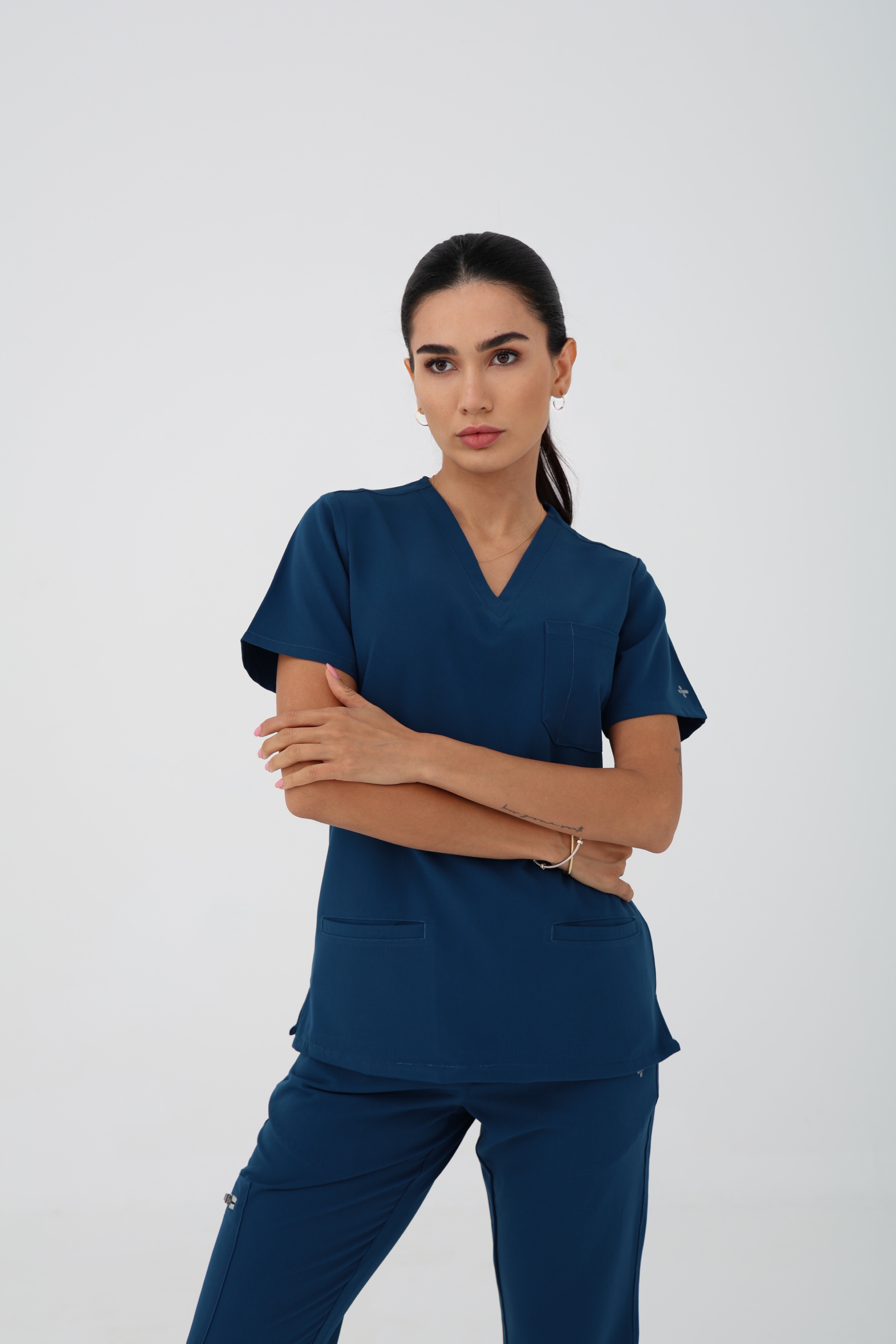 Verona Scrub Top in Caribbean Blue – Women | Coolmedz