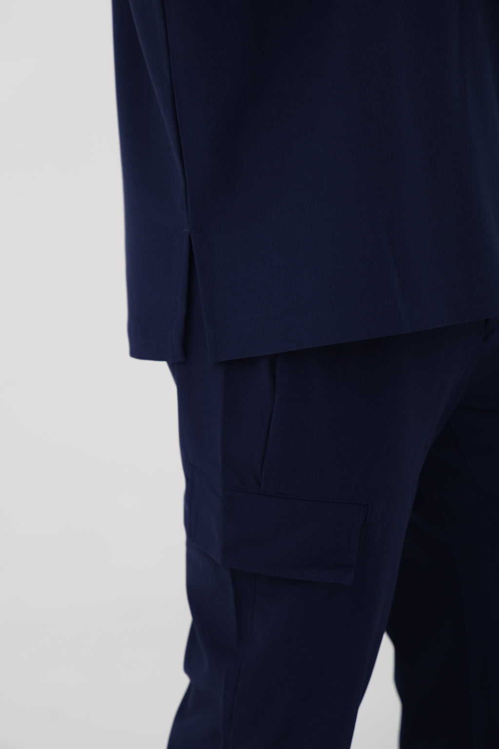 Ari V-Neck Scrub Top in Navy  – Men | Healing Hands