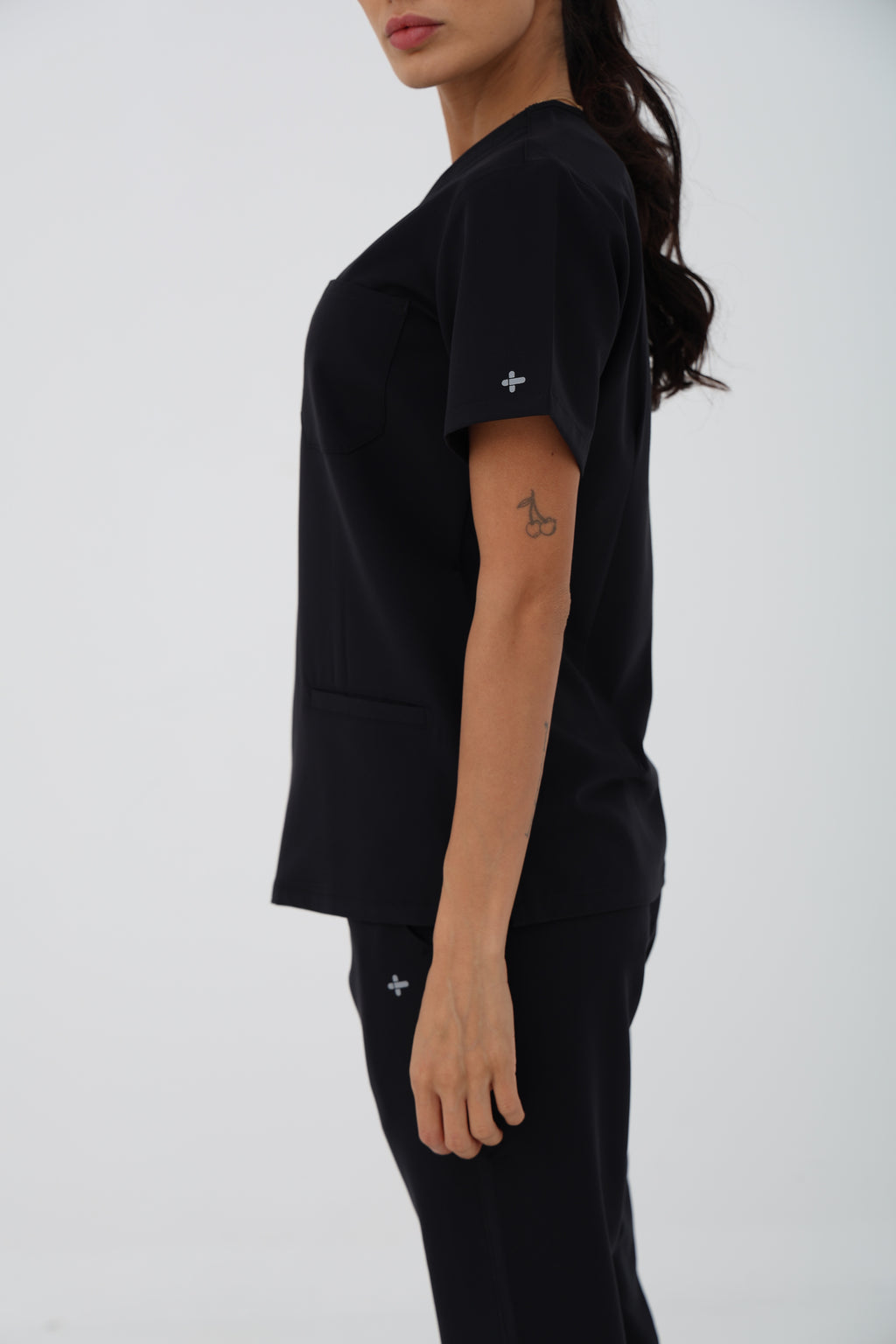 Verona Scrub Top in Black – Women | Coolmedz