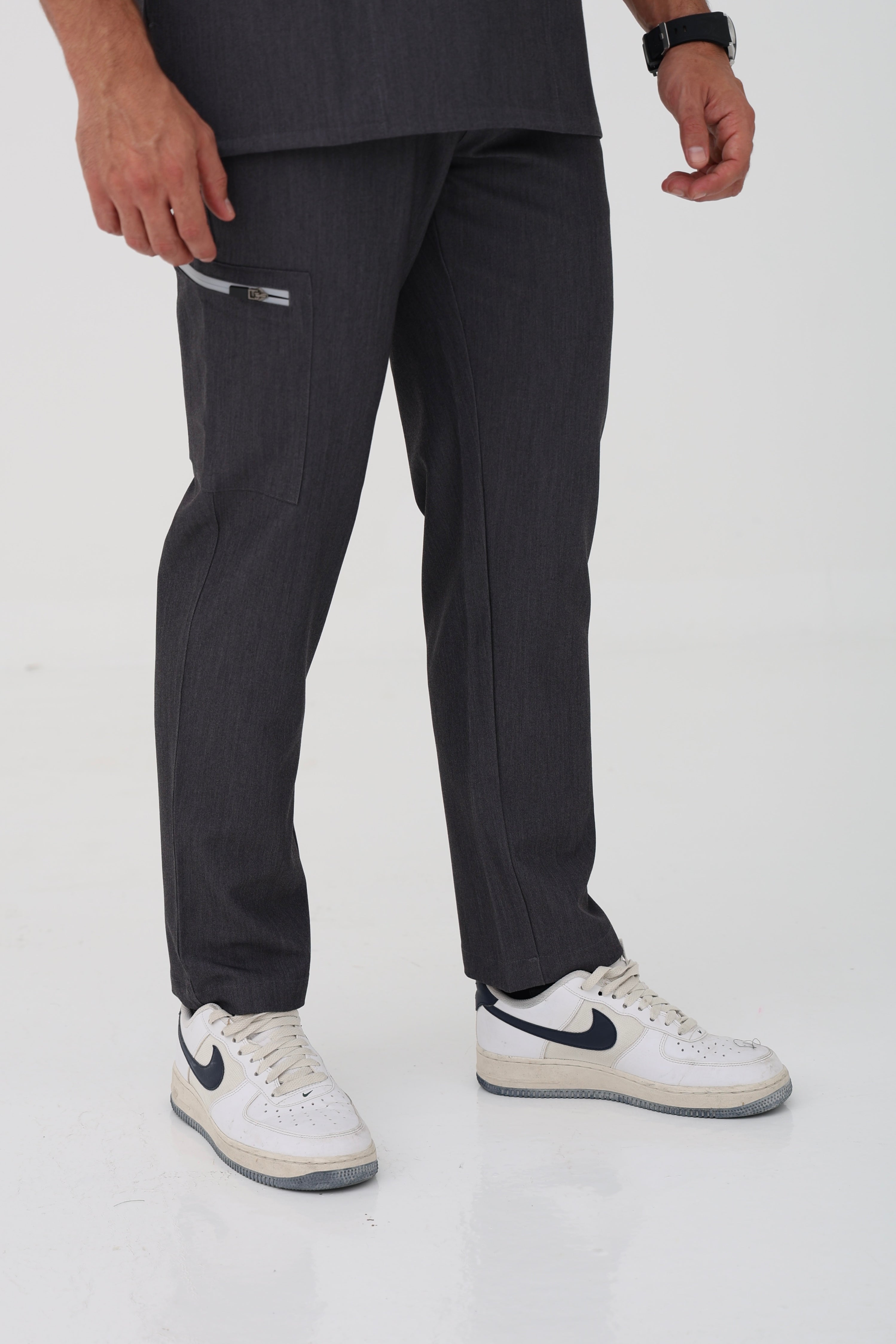 Terramo Scrub Bottom in Charcoal – Men | Coolmedz