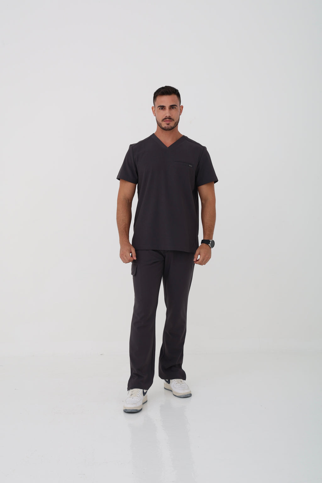 Ari V-Neck Scrub Top in Pewter – Men | Healing Hands