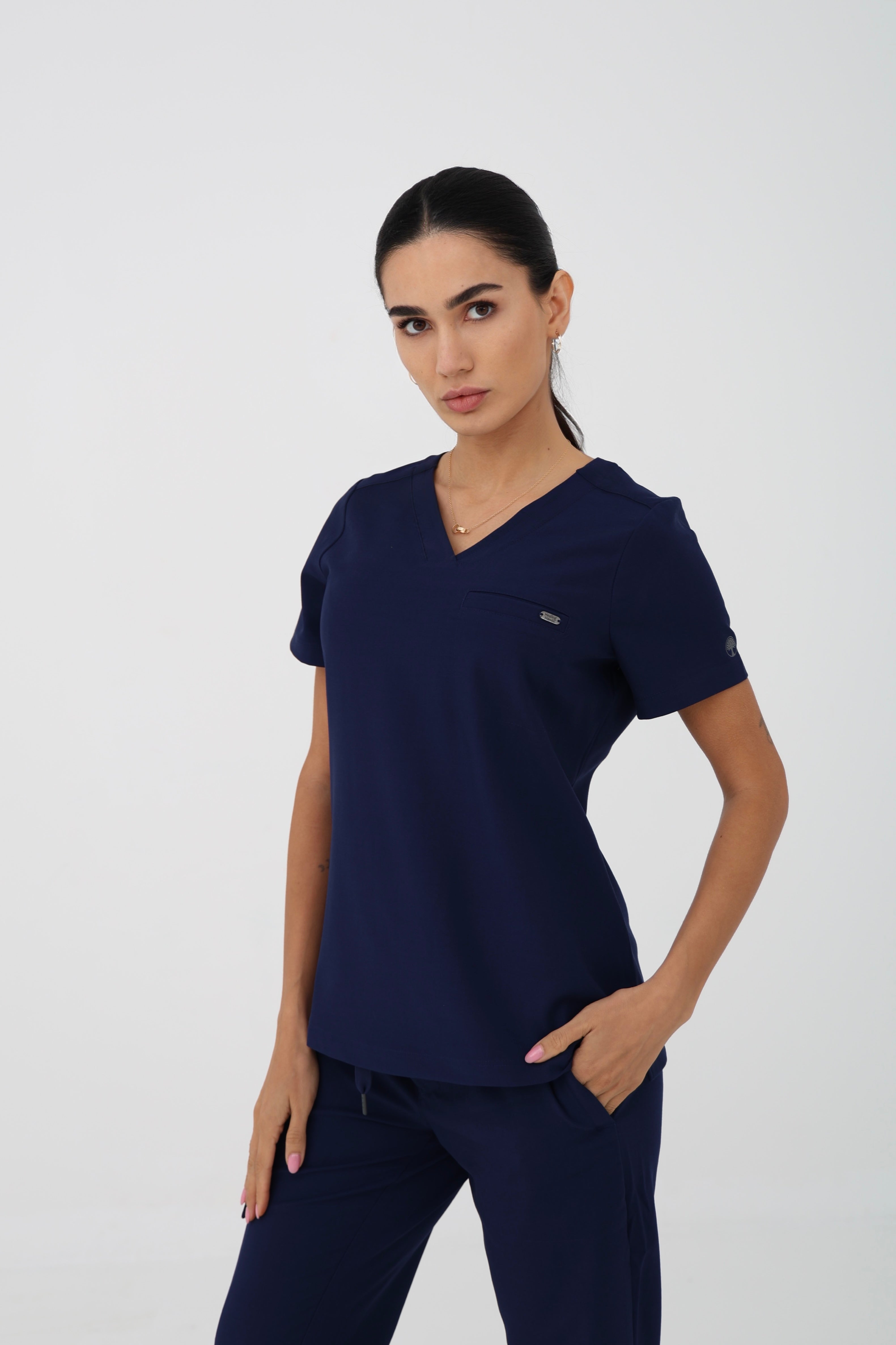 Billie V-Neck Scrub Top in Navy – Women | Healing Hands